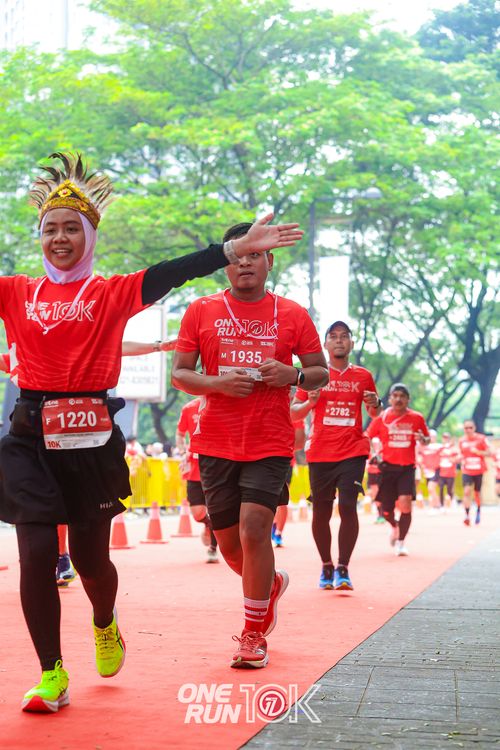 Race photo from ONE RUN 10K 2025