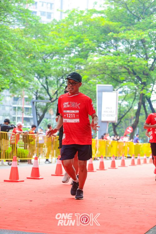Race photo from ONE RUN 10K 2025