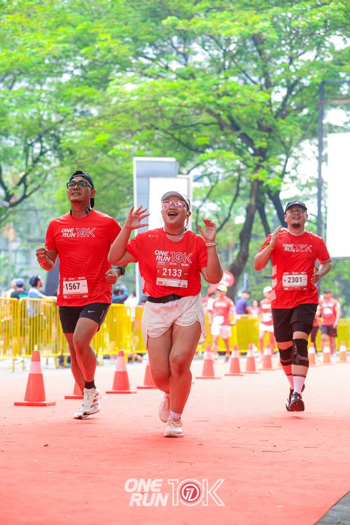 Race photo from ONE RUN 10K 2025