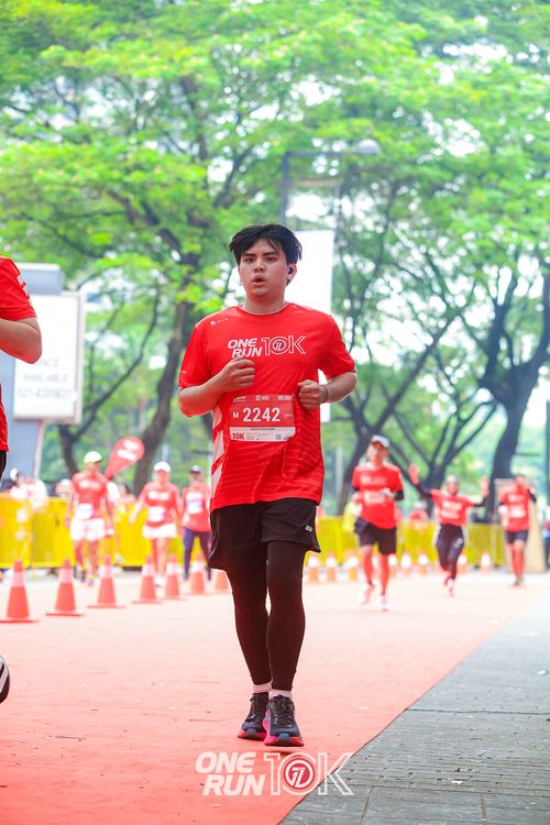 Race photo from ONE RUN 10K 2025