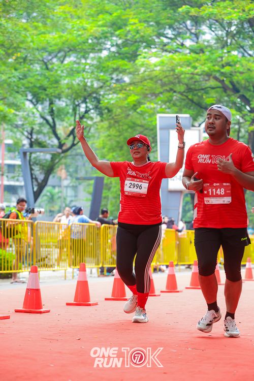 Race photo from ONE RUN 10K 2025