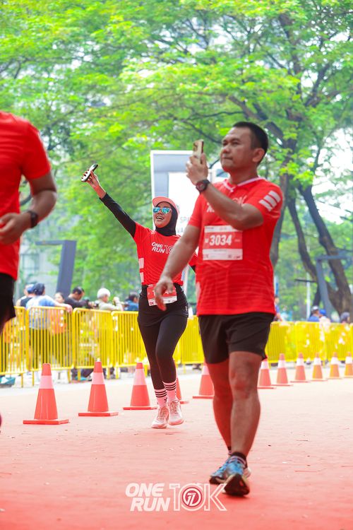 Race photo from ONE RUN 10K 2025