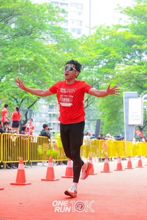 Race photo from ONE RUN 10K 2025