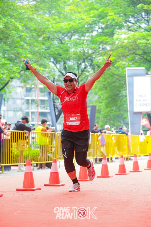 Race photo from ONE RUN 10K 2025