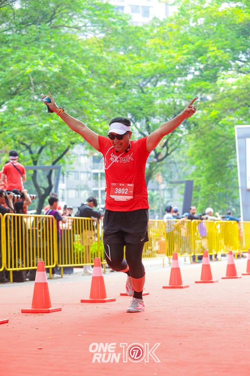 Race photo from ONE RUN 10K 2025