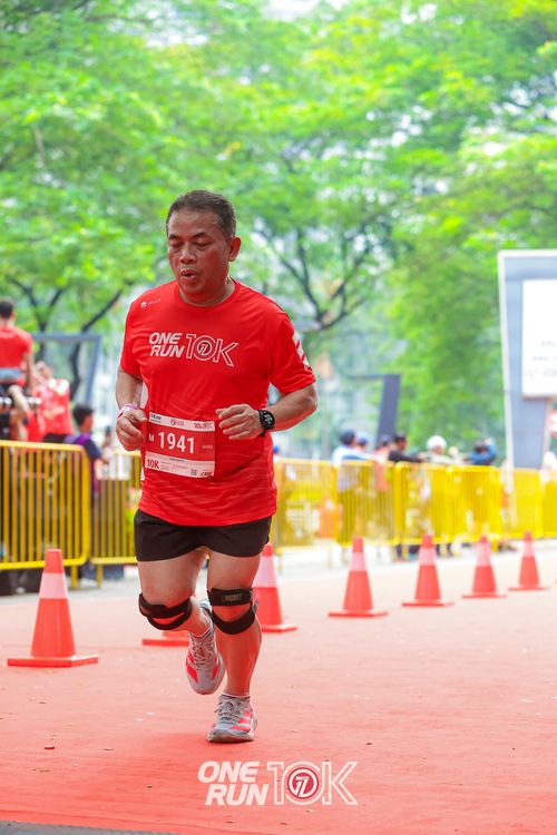Race photo from ONE RUN 10K 2025