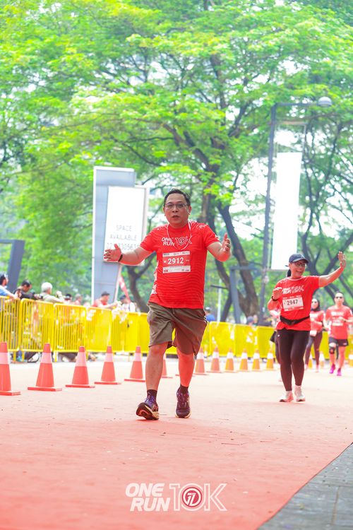 Race photo from ONE RUN 10K 2025