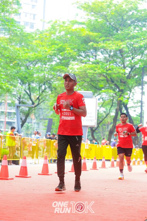 Race photo from ONE RUN 10K 2025