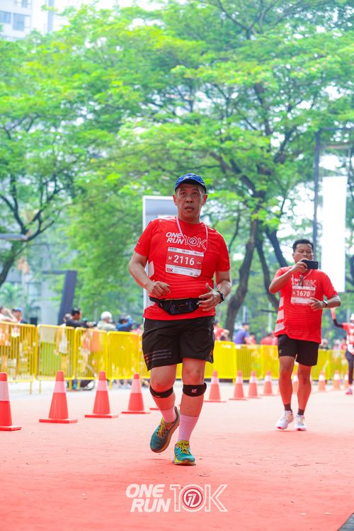 Race photo from ONE RUN 10K 2025