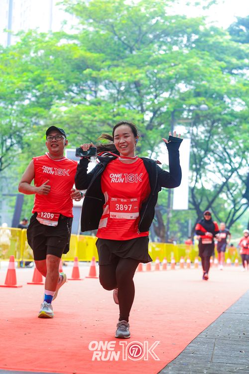 Race photo from ONE RUN 10K 2025