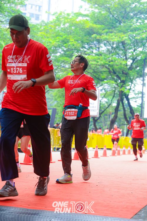 Race photo from ONE RUN 10K 2025