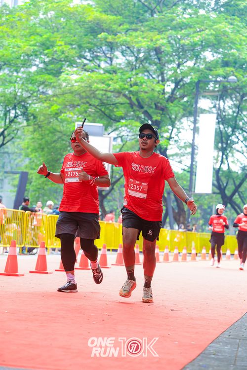 Race photo from ONE RUN 10K 2025