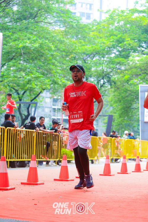 Race photo from ONE RUN 10K 2025