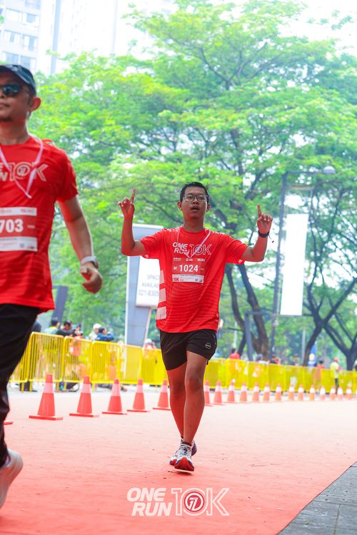 Race photo from ONE RUN 10K 2025