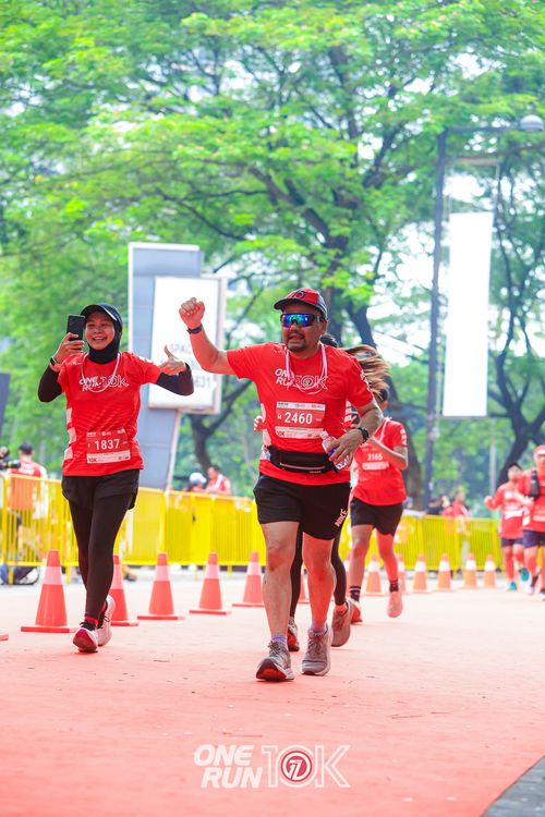 Race photo from ONE RUN 10K 2025