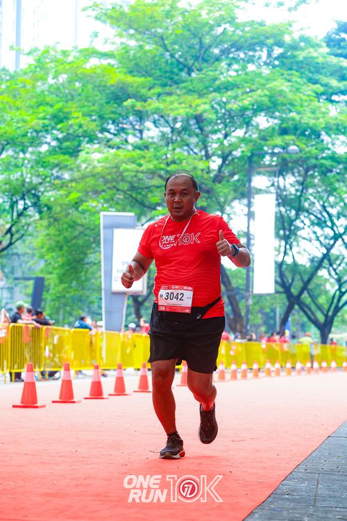 Race photo from ONE RUN 10K 2025