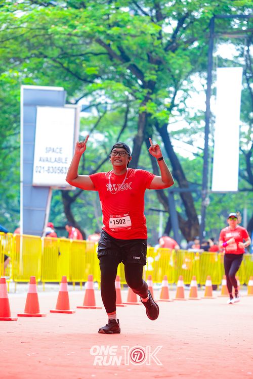 Race photo from ONE RUN 10K 2025
