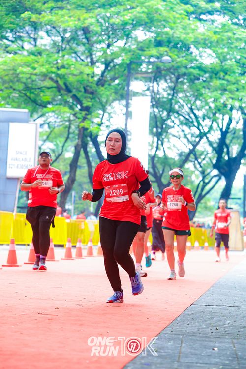Race photo from ONE RUN 10K 2025