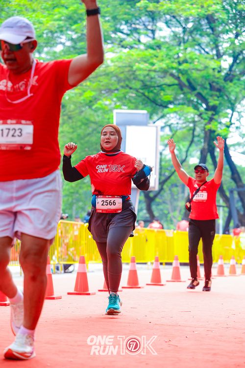 Race photo from ONE RUN 10K 2025