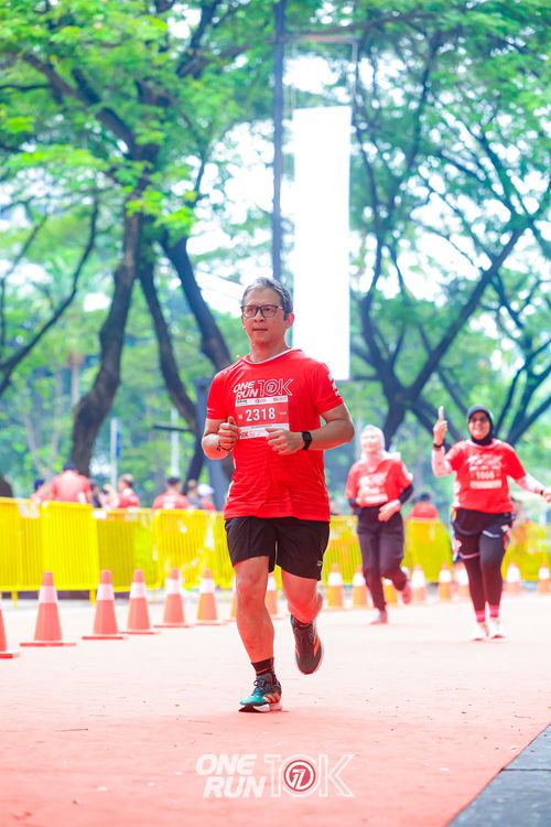 Race photo from ONE RUN 10K 2025