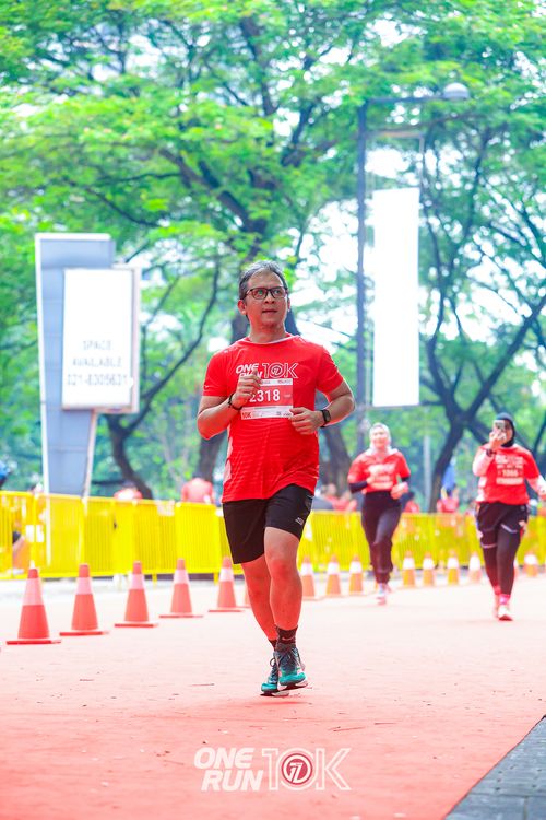 Race photo from ONE RUN 10K 2025
