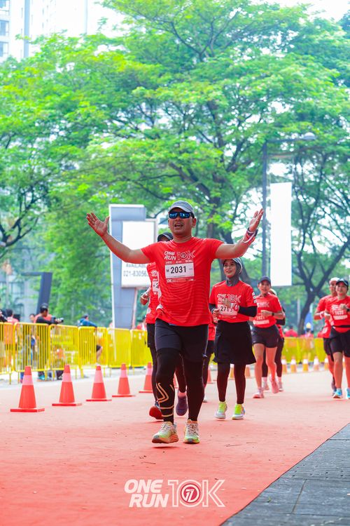 Race photo from ONE RUN 10K 2025