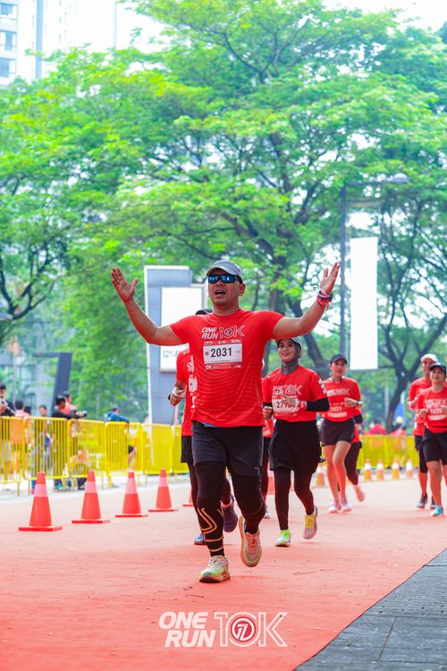 Race photo from ONE RUN 10K 2025