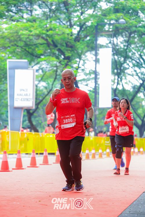 Race photo from ONE RUN 10K 2025