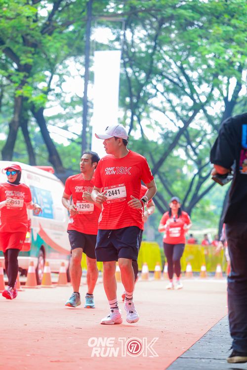 Race photo from ONE RUN 10K 2025