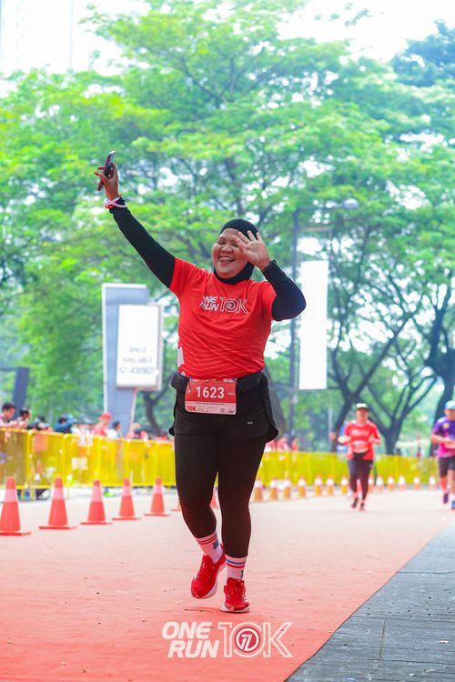 Race photo from ONE RUN 10K 2025