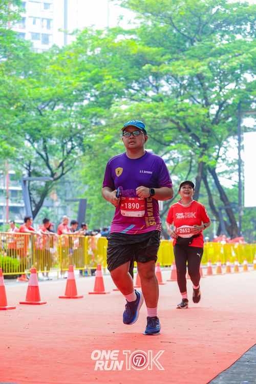 Race photo from ONE RUN 10K 2025