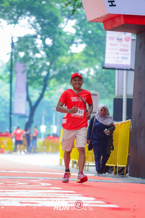 Race photo from ONE RUN 10K 2025