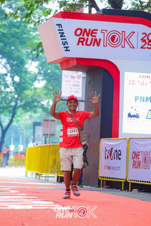Race photo from ONE RUN 10K 2025