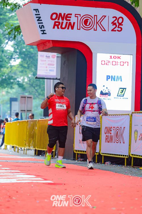 Race photo from ONE RUN 10K 2025