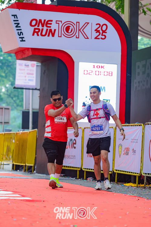 Race photo from ONE RUN 10K 2025