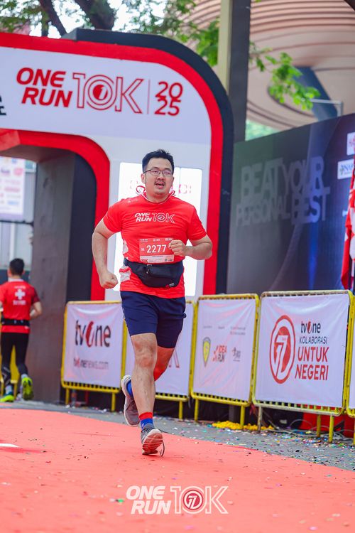 Race photo from ONE RUN 10K 2025