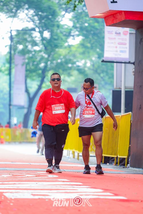 Race photo from ONE RUN 10K 2025