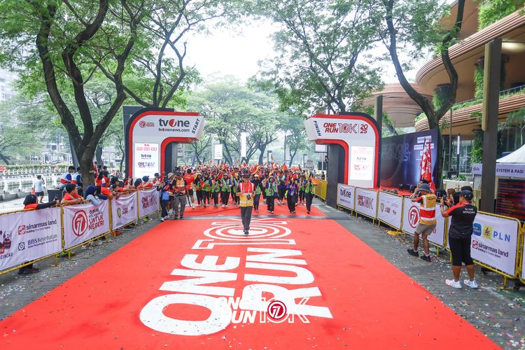 Race photo from ONE RUN 10K 2025