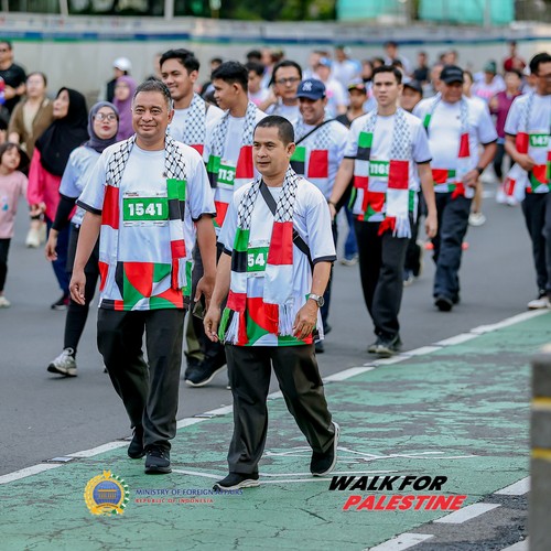 Race photo from WALK FOR PALESTINE
