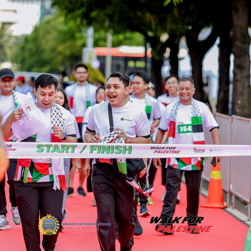 Race photo from WALK FOR PALESTINE