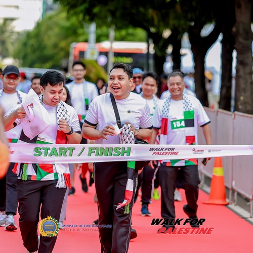 Race photo from WALK FOR PALESTINE