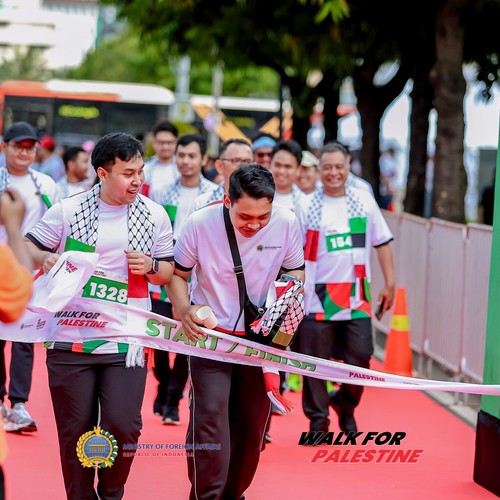 Race photo from WALK FOR PALESTINE