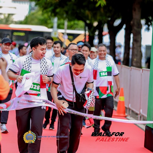 Race photo from WALK FOR PALESTINE