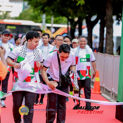 Race photo from WALK FOR PALESTINE