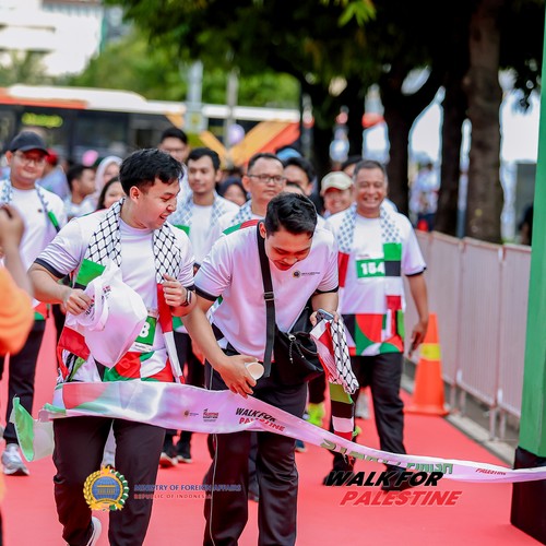 Race photo from WALK FOR PALESTINE