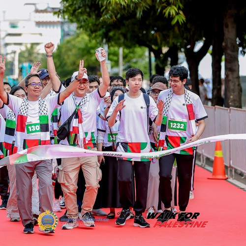 Race photo from WALK FOR PALESTINE