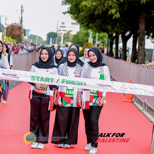 Race photo from WALK FOR PALESTINE