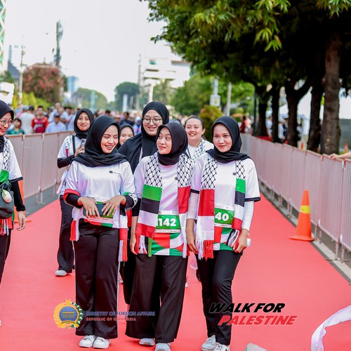 Race photo from WALK FOR PALESTINE
