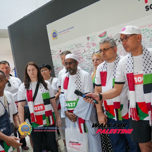 Race photo from WALK FOR PALESTINE