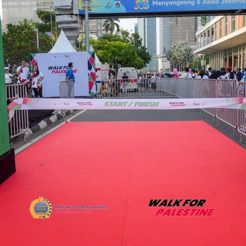 Race photo from WALK FOR PALESTINE